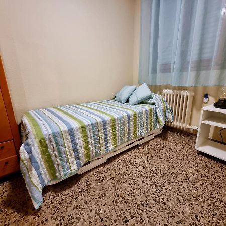 Apartamento Montse Zaragoza Saragoça Exterior foto